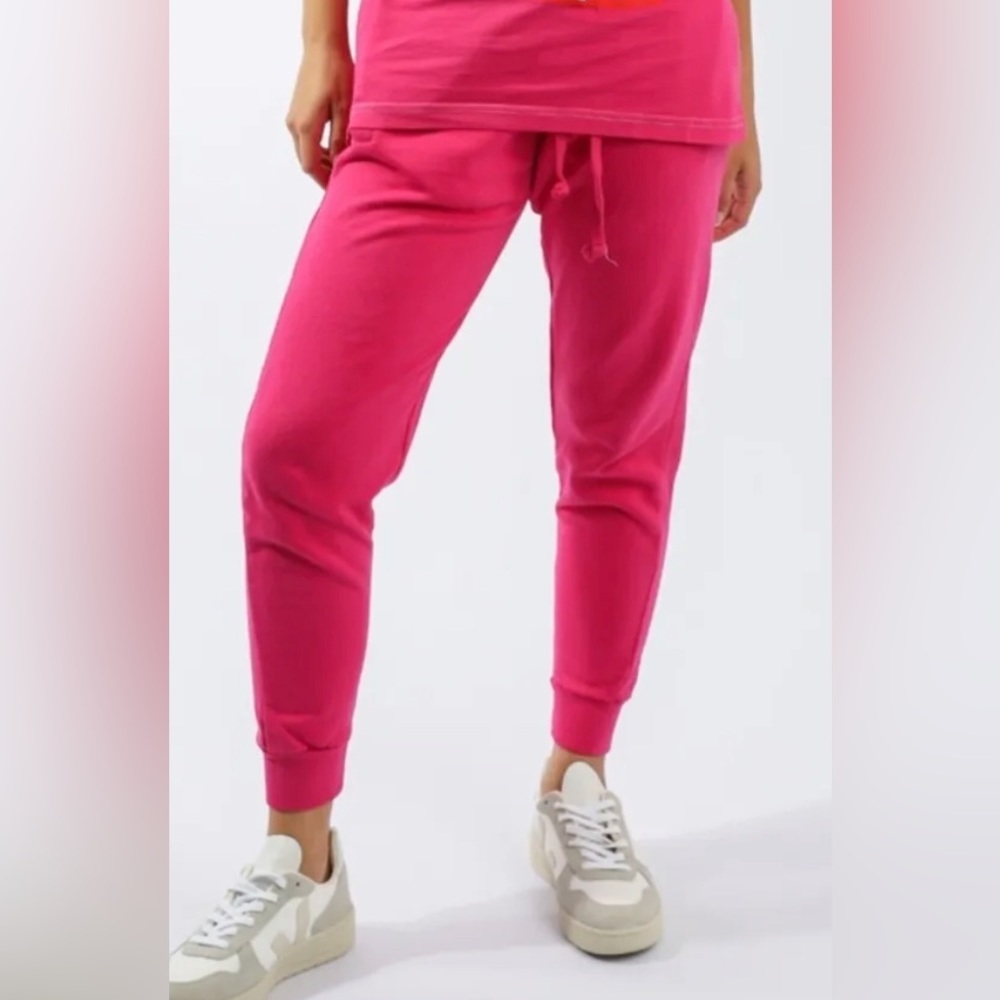 La detresse Pink Cookie Joggers - NWT - Size L